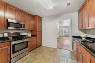 7908 Royal Ln, Dallas, TX 75230 - Photo 22