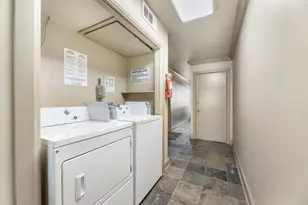 7908 Royal Ln, Dallas, TX 75230 - Photo 24