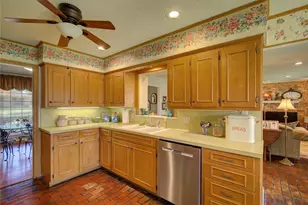 121 Lewis St, Sulphur Springs, TX 75482 - Photo 14