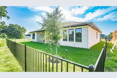 925 Bandon Dunes Drive, Fort Worth, TX 76028 - Photo 38