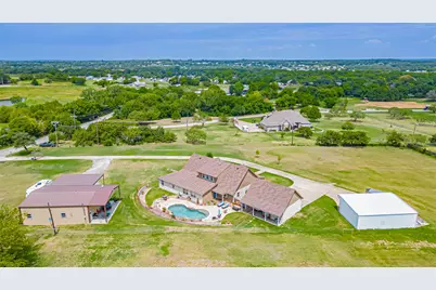 4515 E Renfro Street, Alvarado, TX 76009 - Photo 2