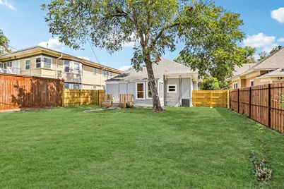 403 S Willomet Avenue, Dallas, TX 75208 - Photo 8