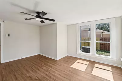 403 S Willomet Avenue, Dallas, TX 75208 - Photo 10