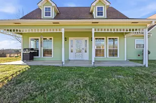 643 Co Rd 2992, Windom, TX 75492 - Photo 4