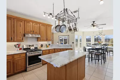 643 Cr 2992, Windom, TX 75492 - Photo 16