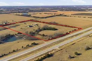 643 Co Rd 2992, Windom, TX 75492 - Photo 6
