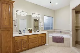 643 Co Rd 2992, Windom, TX 75492 - Photo 34