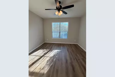 725 Hartsfield, Aubrey, TX 76227 - Photo 10