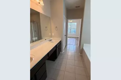 725 Hartsfield, Aubrey, TX 76227 - Photo 12