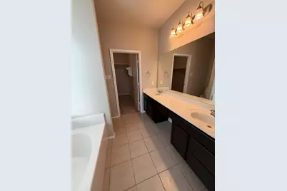 725 Hartsfield, Aubrey, TX 76227 - Photo 18