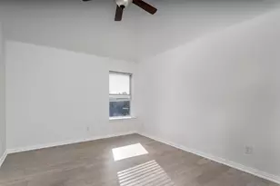 2410 Honey Dr, Arlington, TX 76001 - Photo 38