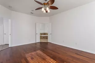 2410 Honey Dr, Arlington, TX 76001 - Photo 22