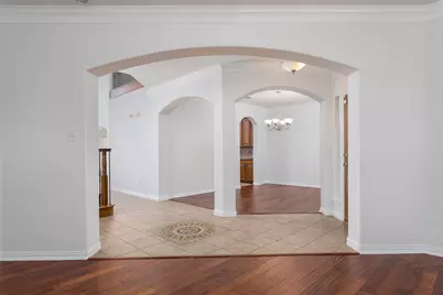 2410 Honey Drive, Arlington, TX 76001 - Photo 10