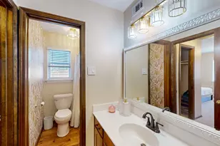 816 Chaparral Circle, Bedford, TX 76022 - Photo 18