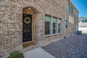 421 Matchbox St, Argyle, TX 76226 - Photo 4