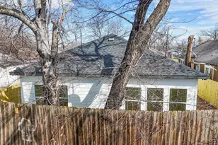 1573 Harris Ct, Dallas, TX 75223 - Photo 24