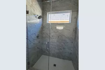 1633 E Tucker Street, Fort Worth, TX 76104 - Photo 20