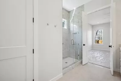 1633 E Tucker Street, Fort Worth, TX 76104 - Photo 12