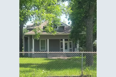 1325 W 13th Avenue, Corsicana, TX 75110 - Photo 2