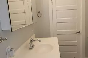 1325 W 13th Ave, Corsicana, TX 75110 - Photo 4