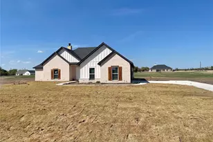 1013 Sabrina Ct, Weatherford, TX 76085 - Photo 2