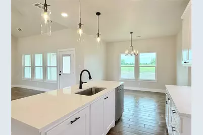 1013 Sabrina Court, Weatherford, TX 76085 - Photo 10