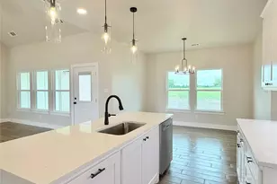 1013 Sabrina Ct, Weatherford, TX 76085 - Photo 10