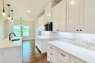 1013 Sabrina Ct, Weatherford, TX 76085 - Photo 6