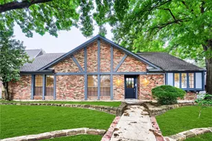8026 Westover Dr, Dallas, TX 75231 - Photo 2