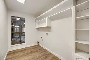 8026 Westover Dr, Dallas, TX 75231 - Photo 20