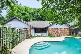 8026 Westover Dr, Dallas, TX 75231 - Photo 26