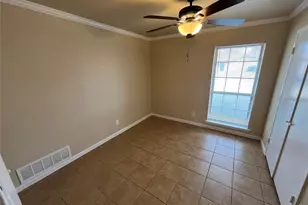 422 Bella St, Duncanville, TX 75137 - Photo 22