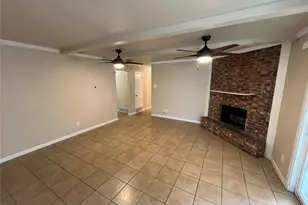 422 Bella St, Duncanville, TX 75137 - Photo 4