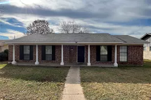 422 Bella St, Duncanville, TX 75137 - Photo 1