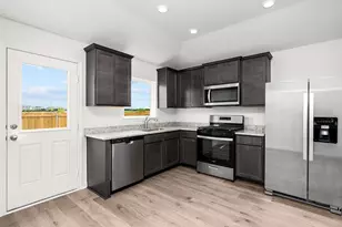 8324 White Wolf Trl, Ponder, TX 76259 - Photo 4