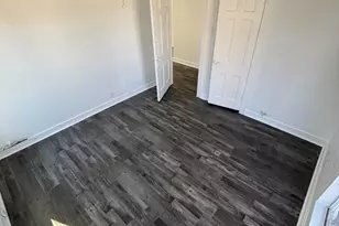 1321 Oak St, Grand Prairie, TX 75050 - Photo 6