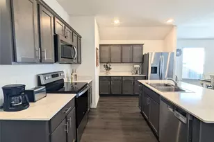 705 Glover Dr, Aubrey, TX 76227 - Photo 4