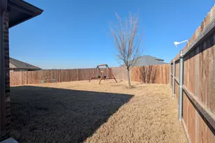 705 Glover Dr, Aubrey, TX 76227 - Photo 34