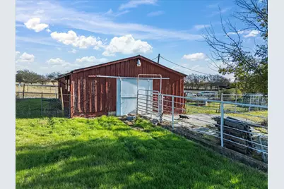 117 County Road 2646, Decatur, TX 76234 - Photo 6