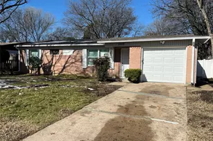 3009 Clover Dr, Mesquite, TX 75150 - Photo 2