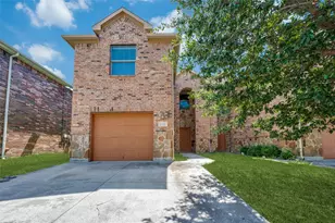 430 Woodgrove Dr, Little Elm, TX 75068 - Photo 4