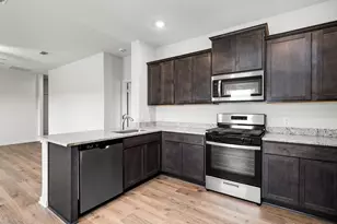 8317 White Wolf Trl, Ponder, TX 76259 - Photo 4