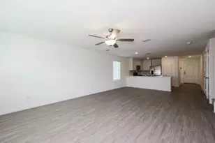 4033 Drifters Bnd Dr, Crowley, TX 76036 - Photo 2