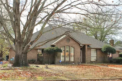 237 Lakeside Place Street, Mineola, TX 75773 - Photo 1