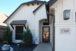 1309 Ridgeview Dr, Weatherford, TX 76086 - Photo 2