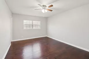 3109 Parker St, Irving, TX 75062 - Photo 10