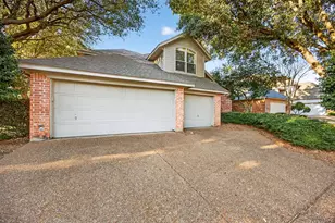 6218 Skylark Cir, North Richland Hills, TX 76180 - Photo 2
