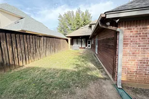 6218 Skylark Cir, North Richland Hills, TX 76180 - Photo 34