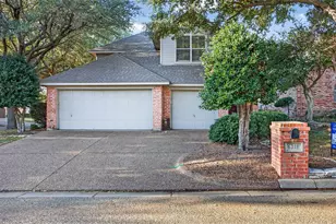 6218 Skylark Cir, North Richland Hills, TX 76180 - Photo 4