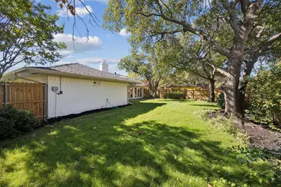 4331 Laren Lane, Dallas, TX 75244 - Photo 38